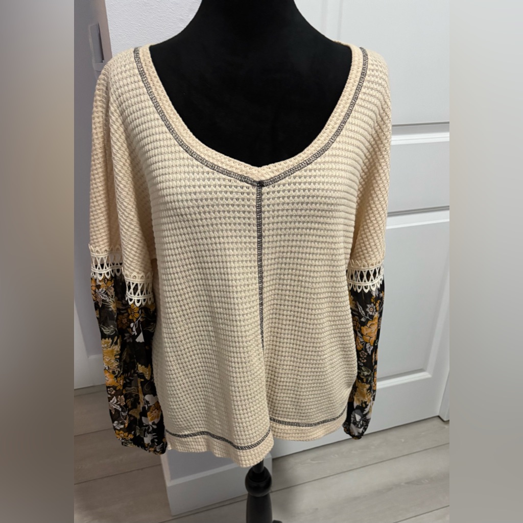 Truself TopBrand New Long Sleeve With Great Detail 711